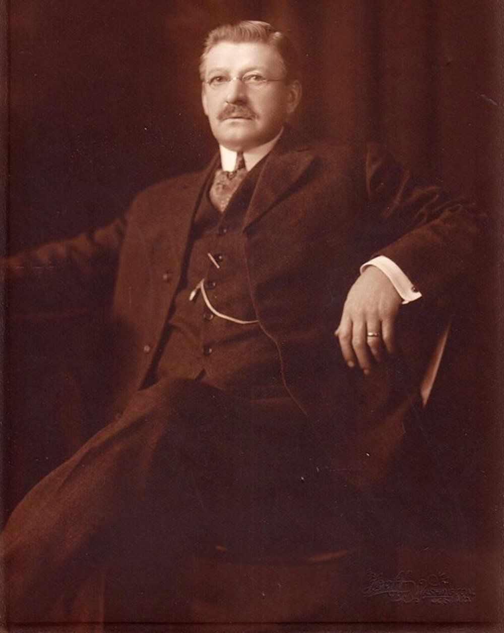 Missouri Meerschaum Company historic photo